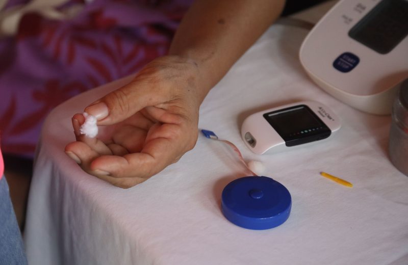 Predictive Low Glucose Alerts: How Early Warnings Work